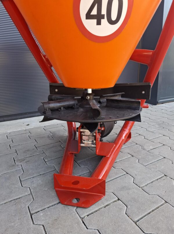 Kunstmest strooier t.b.v. mini tractor 200 liter - Afbeelding 3