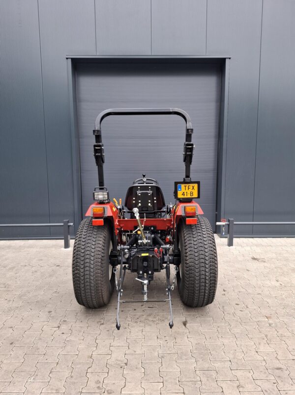 Shibaura ST330 mini tractor 30Pk Kenteken - Afbeelding 5