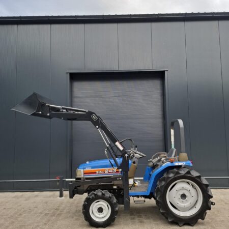 Iseki Sial 243 mini tractor met voorlader