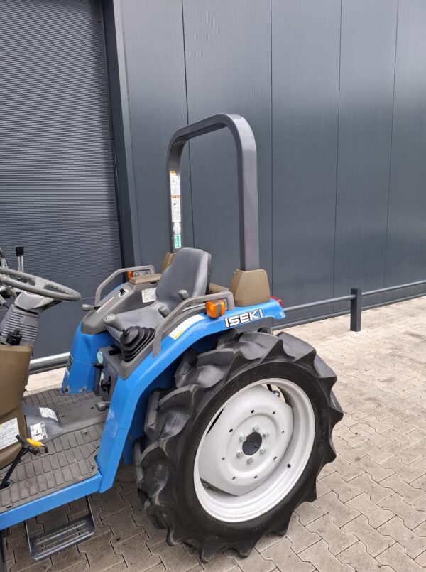 Iseki Sial 243 mini tractor met voorlader - Afbeelding 4
