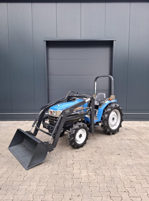 Iseki Sial 243 mini tractor met voorlader - Afbeelding 5