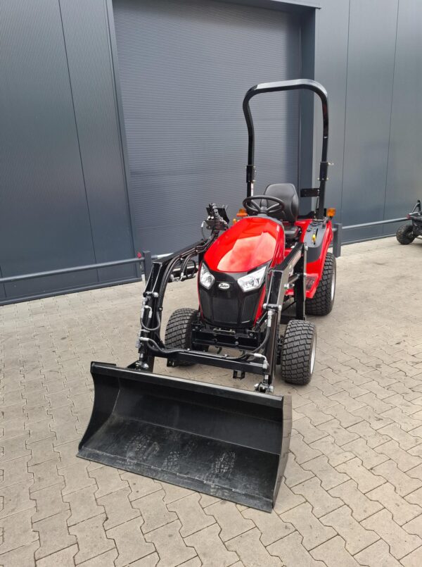 Jong gebruikte Tym Primo 20 mini tractor met voorlader - Afbeelding 3