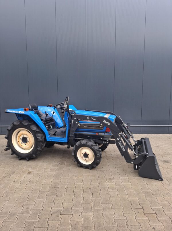 Iseki TA215 mini tractor met voorlader 22 Pk - Afbeelding 3
