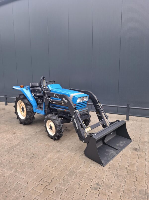 Iseki TA215 mini tractor met voorlader 22 Pk - Afbeelding 4