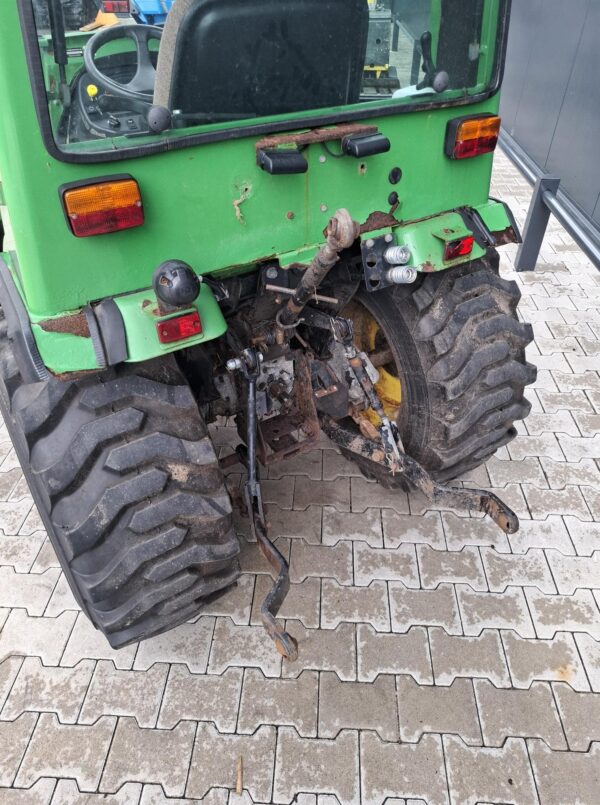 Gebruikte John Deere 2520 minitractor met werk - Afbeelding 7