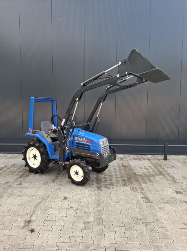 Iseki Sial 15 minitractor met voorlader 4wd