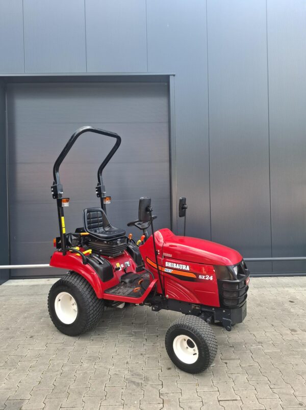 Shibaura SX24 minitractor 24 pk hydrostaat 380 uur
