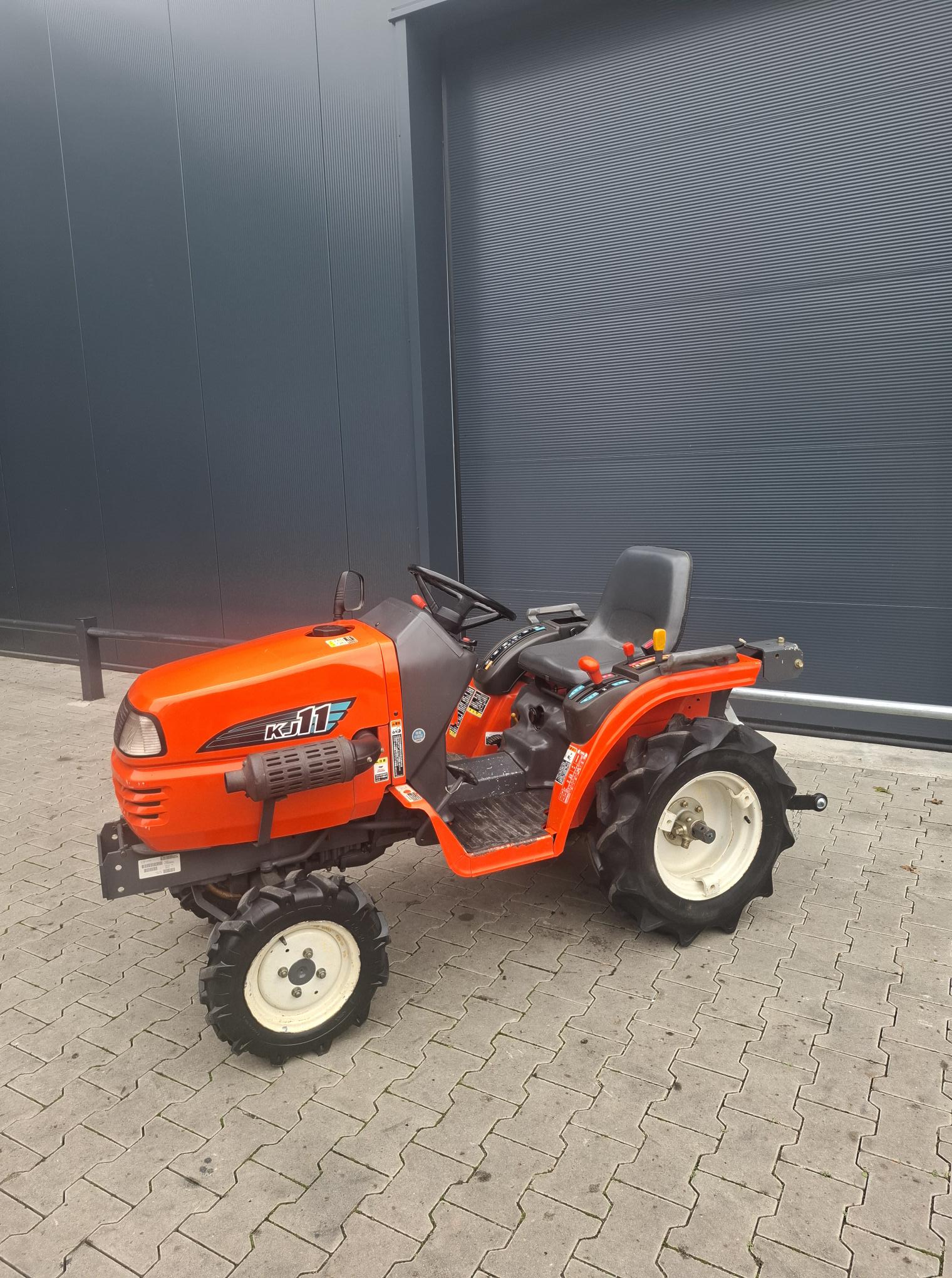 Kubota KJ11mini tractor tuintractor 2 cilinder - Afbeelding 4