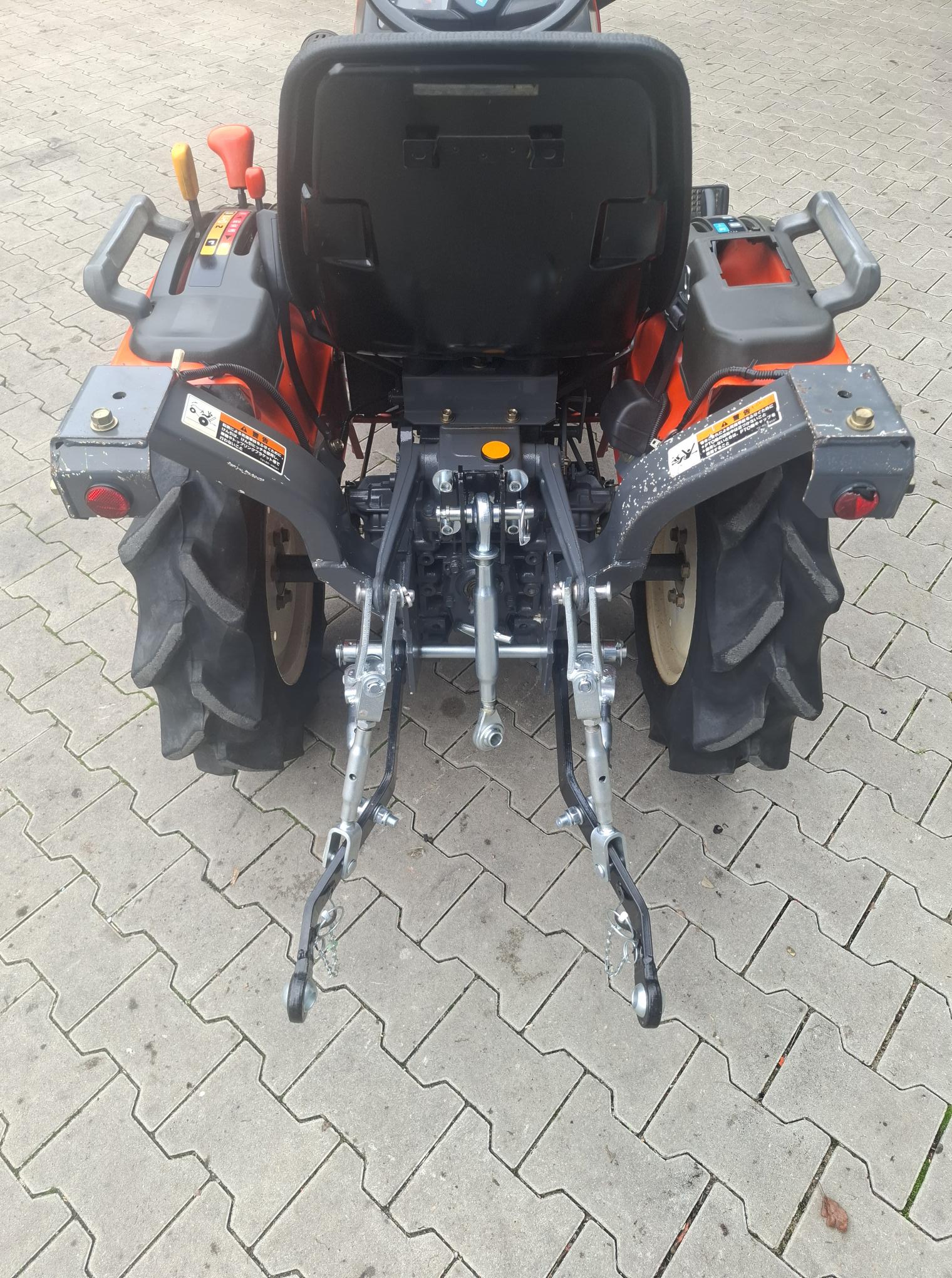 Kubota KJ11mini tractor tuintractor 2 cilinder - Afbeelding 5