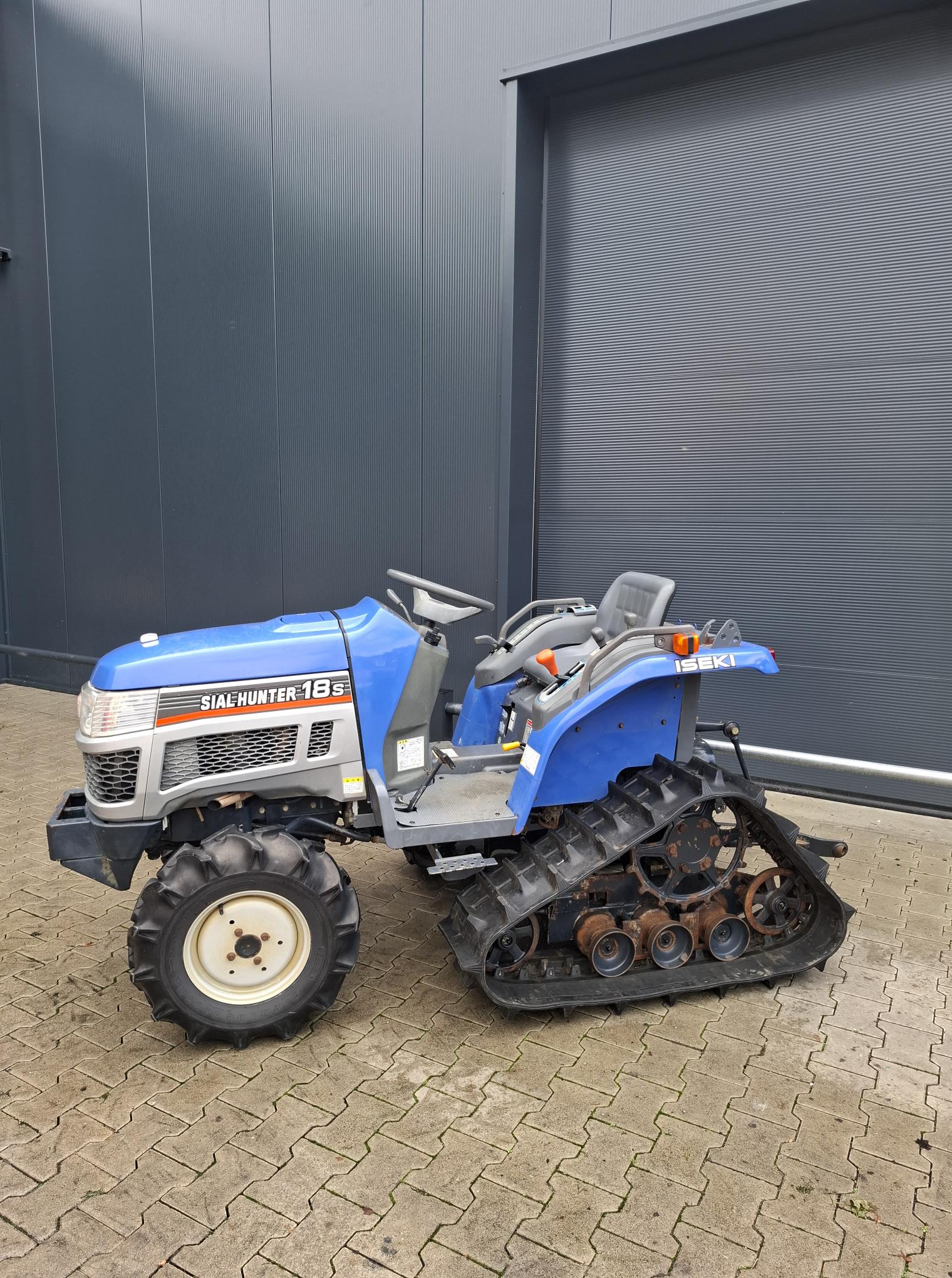 Iseki Hunter 18s minitractor half rups 18 pk uniek! - Afbeelding 4