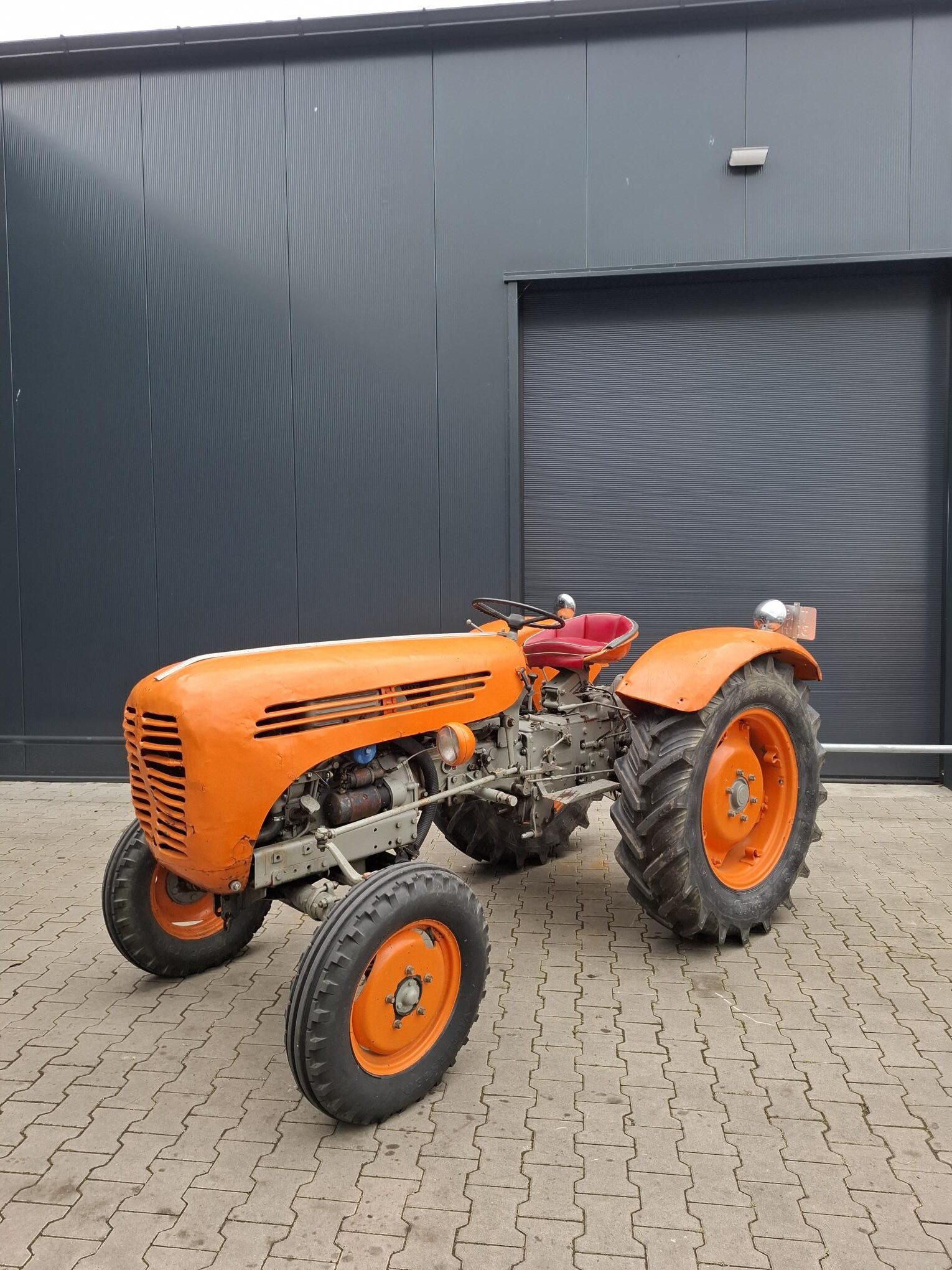 Oldtimer Steyr 188 tractor 2 cilinder met kenteken - Afbeelding 3