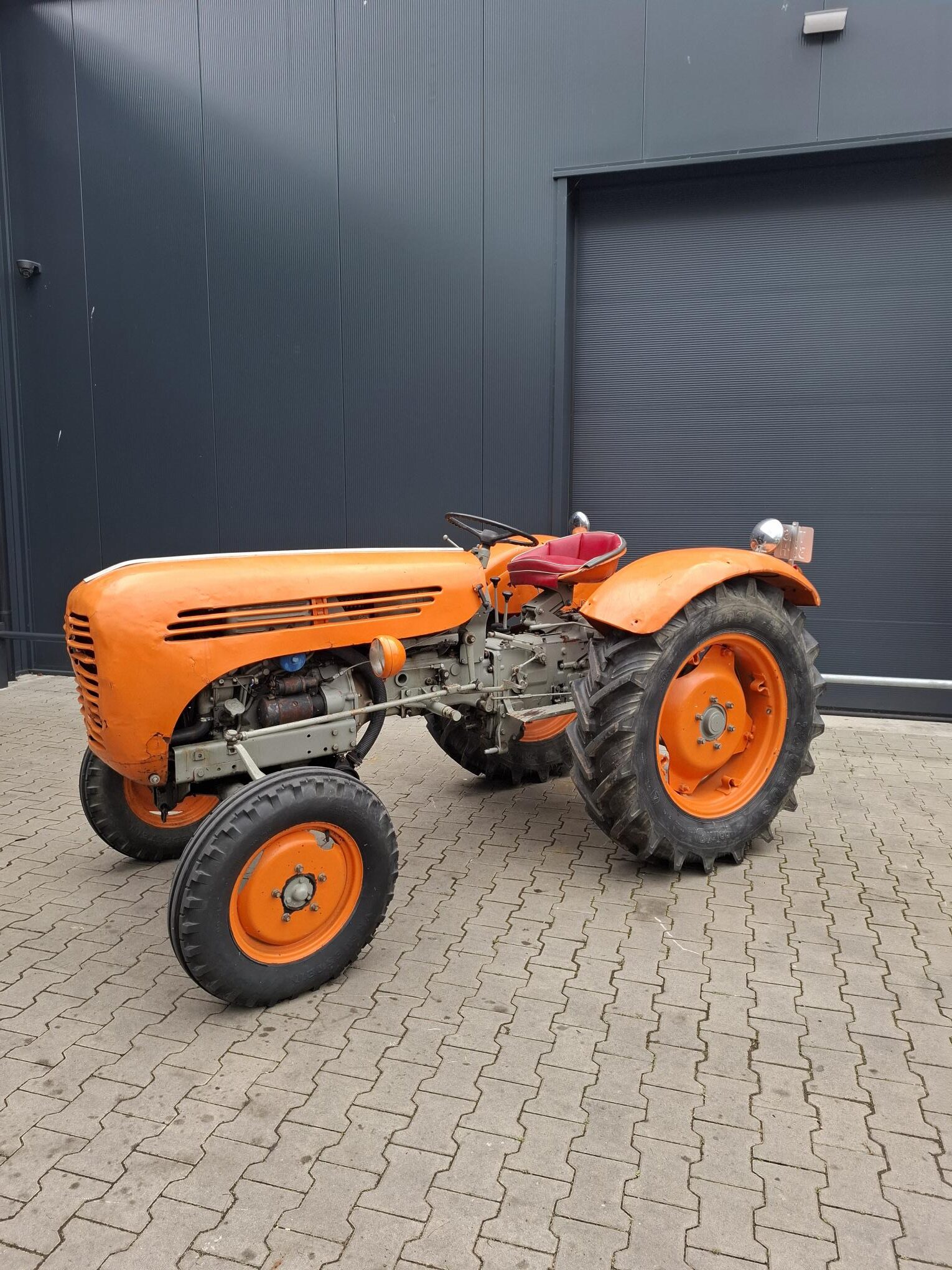 Oldtimer Steyr 188 tractor 2 cilinder met kenteken - Afbeelding 4