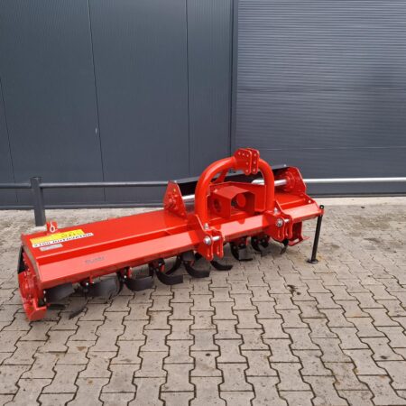 Nieuwe YT Agri grondfrees 210 cm laatste op = op